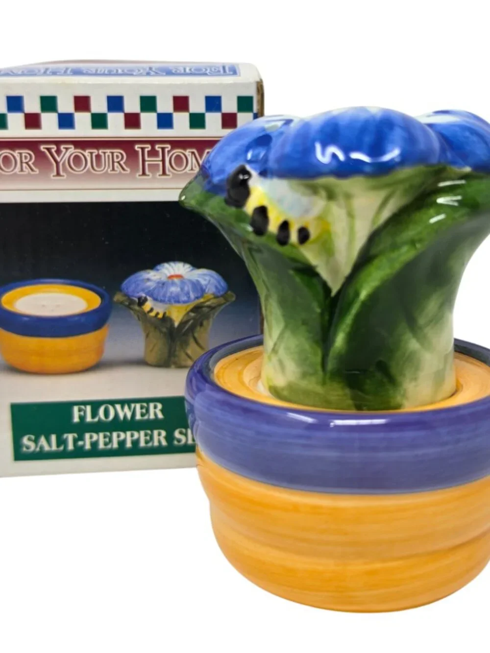 Vtg 90s Blue Flower in Pot Stacking Ceramic Salt and Pepper Shakers Floral Bloom